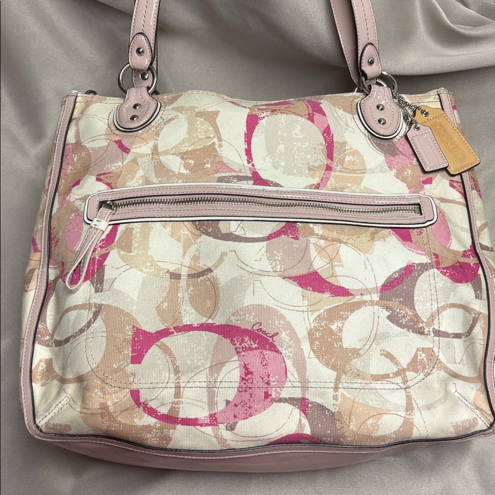 Coach Poppy Signature C Hallie East/West Tote M1373-31141E